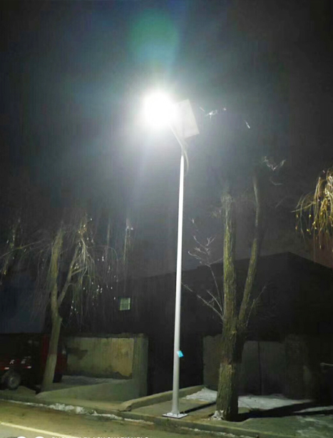 积石山县昂仁太阳能路灯项目