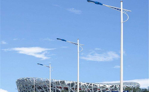 昂仁LED路灯怎么选？众城照明解析高效节能新趋势